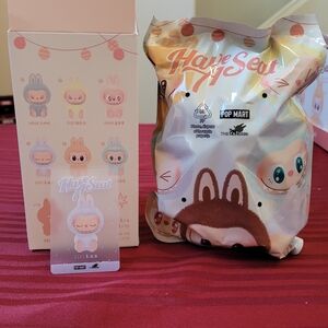 Have a Seat Labubu: Zizi (Bag Sealed)